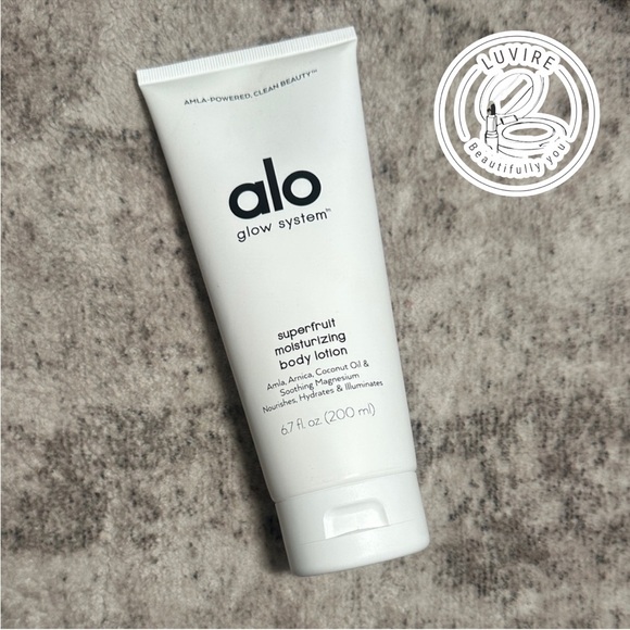 ALO Yoga Other - ALO Yoga Superfruit Moisturizing Body Lotion - 200ml